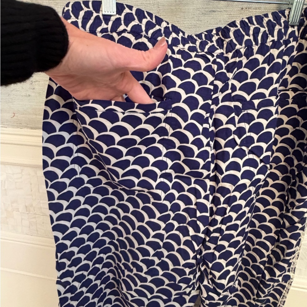 LP large petite Anthropologie beaded jogger pants lightweight blue white scallop - Picture 11 of 12